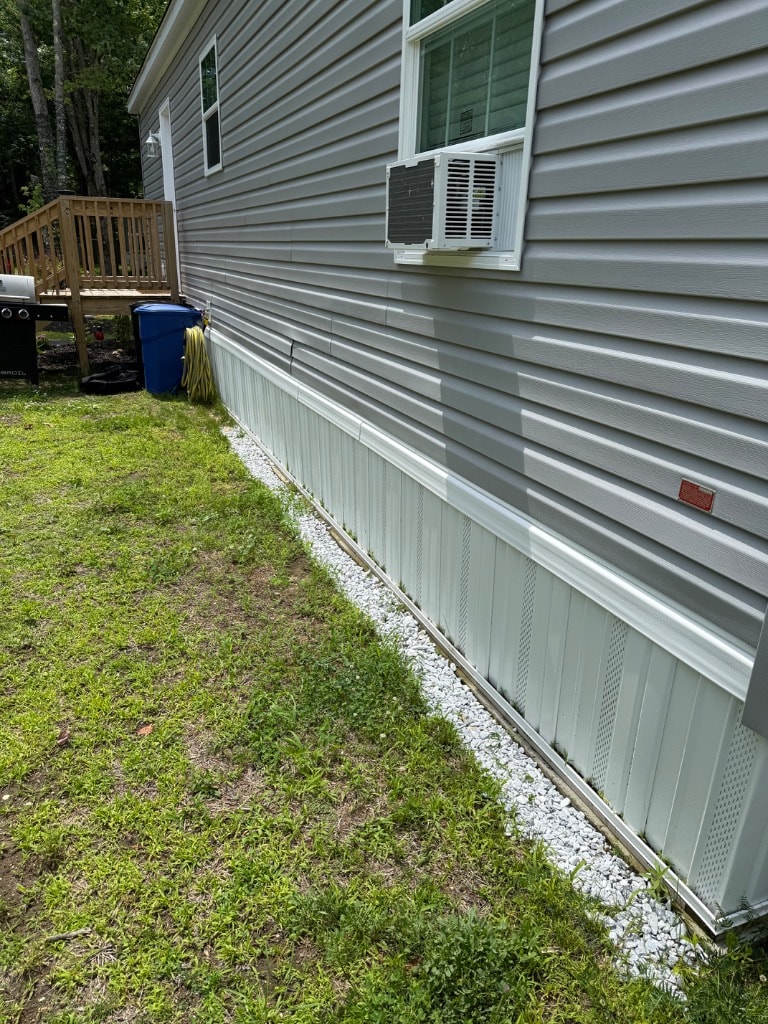 Side Garden 1.0 — new garden bed on the other side of the house with white stone